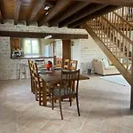 Semesterbostad The Charming Private At La Grenouillere Puyreaux