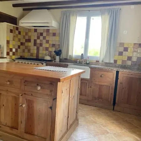 The Charming Private At La Grenouillere Puyreaux