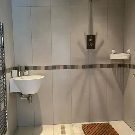 The Charming Private At La Grenouillere Feriehus