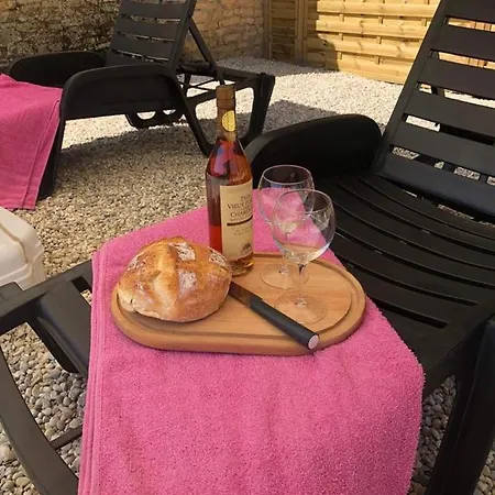 Ferienhaus The Charming Private At La Grenouillere *
