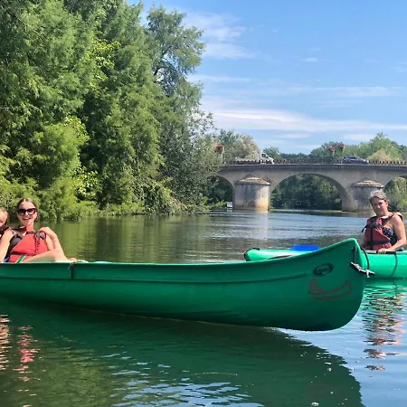 The Charming Private At La Grenouillere Puyreaux