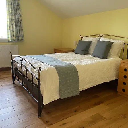 The Charming Private At La Grenouillere *