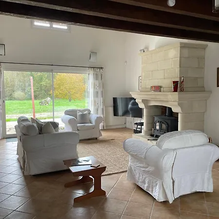 The Charming Private At La Grenouillere Ferienhaus Puyreaux